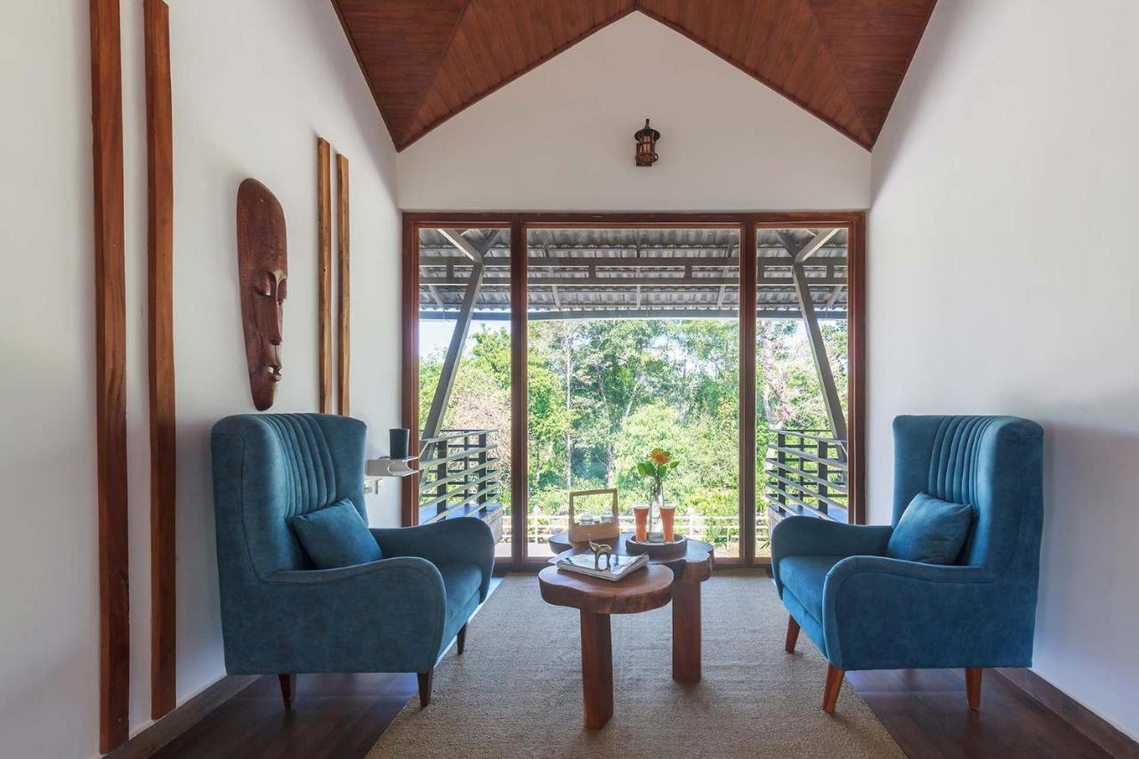 Coffee & Mist Luxury Villa- Comp Breakfast, Pool, Lounge, And Coffee Estate By Stayvista Madikeri Kültér fotó