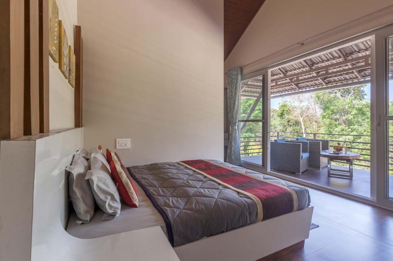 Coffee & Mist Luxury Villa- Comp Breakfast, Pool, Lounge, And Coffee Estate By Stayvista Madikeri Kültér fotó